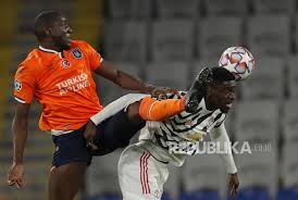 Ia telah pulih dari cedera lutut yang membuat absen sejak desember, tetapi masih absen. Moment Comes United Defender We Want To Be In The Top Position