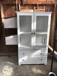 upcycled chicken coop using old tv cabinet diy chicken brooder chicken brooder chicken coop