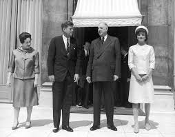 .the life of queen elizabeth, you may have been surprised to see american royalty visit with british royalty, when jackie and john f. Panieka Morgas Teismo Sprendimas Prince Philip Jackie Kennedy Yenanchen Com
