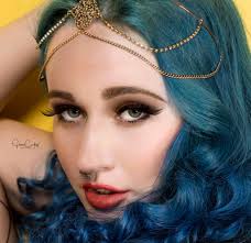 Model @danifjeldseth photo by @ihatework_ at the #oldsacramento  #StreetlowPorVida #streetlow #2020