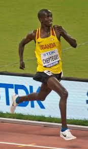 Les records du monde du 10 000 mètres sont actuellement détenus par l'ougandais joshua cheptegei avec le temps de 26 min 11 s 00, établi le 7 octobre 2020 à valence en espagne, et par l'éthiopienne almaz ayana. Record Du Monde Du 10 000 Metres Wikipedia