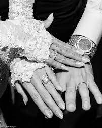 Justin And Hailey Bieber Share Official Wedding Portraits Off White Wedding Dresses Hailey Bieber Wedding Hailey Baldwin