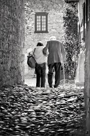 The Seasons Change And So Do We Alte Paare Alte Liebe Foto Traum
