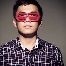 X 上的Andy Goh：“http://t.co/qkilG8WOpa @PhilipGolingai good stuff.”