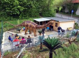 Alles Uber Dinosaurier Neuer Dinogarten Im Urzeitmuseum Taufkirchen Mit Dem Grossten Dino Skelett Bayerns Ausflug Dinosaurier Park Museum