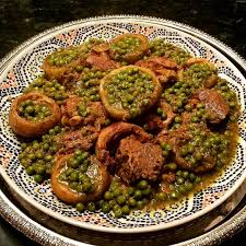 Plat Marocain Aux Petit Poids Chicken Recipes Food Food And Drink