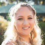 Alena Farris's Instagram, Twitter & Facebook