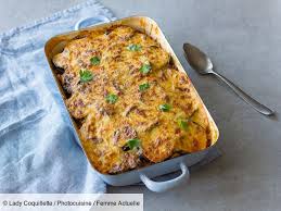 Tous En Cuisine La Recette De La Moussaka De Cyril Lignac Recette Moussaka Recettes De Cuisine Recette Ratatouille