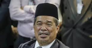 Check spelling or type a new query. Malaysia Airlines You Re Always In My Heart Mat Sabu Tells Malaysia Airlines After Flight Delay Apology Malay Mail Mohamad Sabu
