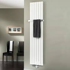 Hsk Alto Heizkorper Mit Mittelanschluss Weiss 752 Watt 863200 04 M Emero De In 2020 Kleine Badezimmer Haus Design Badheizkorper