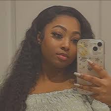 Ericka Calhoun's Instagram, Twitter & Facebook