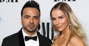 Luis fonsi's wife is agueda lopez. Who Is Luis Fonsi S Wife Details On The Despacito Singer S Life
