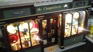 Epingle Par Erbe Cvd Sur Boutique Du Chapelier En 2020 Chapelier Boutique