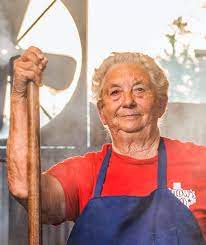 Lexington — everything changed for norma frances tomanetz when texas monthly ranked her. Tootsie Tomanetz Age Snow Bbq Husband Net Worth