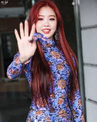 Aww She Looks So Good C Wekid Ì—¬ìžì•„ì´ë“¤ G I Dle Gidle Idle Soyeon Minnie Soojin Miyeon Yuqi Shuhua Cube Í•œ Hann Soyeon Feminino Coreana Blackpink ten sonra en sevdiğim kiz grubu oldu en sevdiğim şarkıları ise hann oldu blackpink gibi çok iyi yerlere geleceklerine inanıyorum ayrıca biasım. wekid ì—¬ìžì•„ì´ë“¤ g i dle gidle