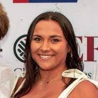 Jennifer Jillson's Instagram, Twitter & Facebook