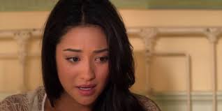 Pretty Little Liars: 10 Ways Emily Got Worse & Worse