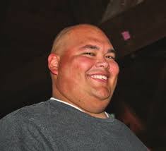 Derek Schreiber's Instagram, Twitter & Facebook