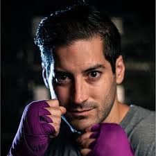 Enrique Quintero's Instagram, Twitter & Facebook