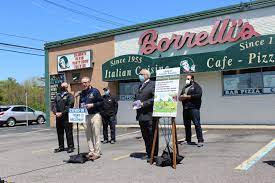 Hempstead Supervisor Rolls Out Plan For Outdoor Dining At Restaurants Herald Community Newspapers Www Liherald Com