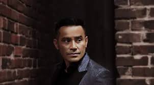 Ari lasso yang juga salah seorang juri dalam rancangan nyanyian telah bangun dan memeluk bcl yang tampak begitu sedih mengenangkan pemergian. Dukungan Untuk Bcl Di Video Klip Judika Tak Mungkin Bersama News Entertainment Fimela Com
