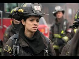Ces hommes et femmes délite de la caserne 51 braven. Chicago Fire Exclusive Otis And Kidd Are Shot Youtube