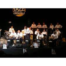 Pentru a scrie un review trebuie sa fii autentificat. Sortie De Secours Big Band Samedi 6 Juin 2015 21 30 Petit Journal Montparnasse Concert Paris Jazz Club