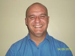 Steeve Cloutier contre Nathalie Bélanger dans le district Vel