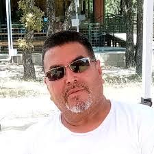 Arnulfo Barrera's Instagram, Twitter & Facebook