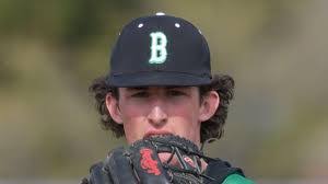 Carson Harris's Instagram, Twitter & Facebook