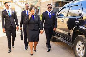 Dr natasha is a dynamic & charismatic preacher to partner with this ministry mpesa. Meet Kenya S Sexist Reverend Lucy Natasha Goes Around With More Than 20 Bodyguards The Maravi Post