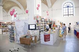 18:45 українська книжка здобула нагороду на міжнародному конкурсі. Knizhkovij Arsenal Perenesli Na 2021 Rik