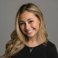 Sarah Hefty's Instagram, Twitter & Facebook