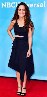 Added by deleted 7 years ago on 17 july 2013 05:49. Alice Braga Net Worth Bio Wiki Age Married Predators And Tv Shows