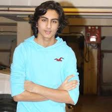 Ibrahim Ali Khan Age Date Of Birth Biography Sara Ali Khan And Pataudi In Tashan Facebook Wiki Pocket News Alert Karisma kapoor, malaika arora, soha ali khan and other family members were present. ibrahim ali khan age date of birth