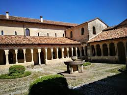 Book albergo da gildo, follina on tripadvisor: Turismo Treviso A Follina L Abbazia Cistercense Santa Maria Veneto360