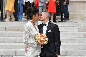 Italian footballer marco verratti was first spotted with the brunette beauty at the monaco grand prix in 2019, just months after the psg footballer announced his divorce from wife laura zazzara. Italy Midfielder Verratti Weds Model Girlfriend