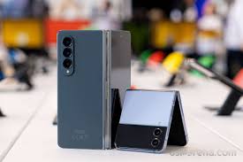 Samsung Galaxy Z Fold4 and Z Flip4 ...