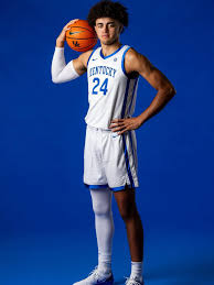 FIRST LOOK: 2025 Mr. Kentucky Basketball and Georgetown native Malachi  Moreno in his Kentucky uniform, a dream come true. “Growing up in Kentucky,  you always wanted to put on that Kentucky uniform.