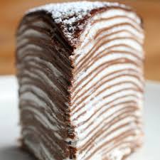 On A Fait Un Gateau De Crepes Au Chocolat Qui Va Vous Donner Faim Chocolate Crepes Crepe Cake Crepe Cake Recipe