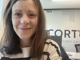 Katrina Magee's Instagram, Twitter & Facebook