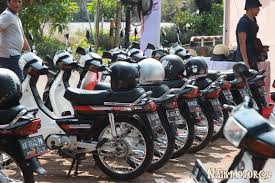 As a response to the vehicle import ban, pt prospect motor began local assembly of honda automobiles in sunter, north jakarta. Yuk Mengenal Perbedaan Astrea Grand Bulus Setiap Tahunnya