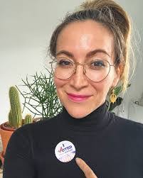 Heather Parsley's Instagram, Twitter & Facebook