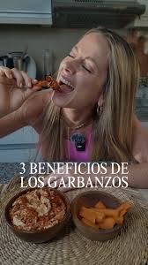 🍞🥬 Pan de Espinaca Individual 🍞🥬 ¡La espinaca es pura energía! 🌱 Rica  en hierro, vitaminas A y C, y antioxidantes, la espinaca fortalece tu  sistema inmunológico, mejora la salud de la