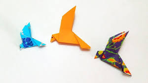 Kamu tinggal menyesuaikan dengan warna. 8 Cara Membuat Hiasan Dari Kertas Origami Hemat Bujet Cantik