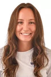 Carley White's Instagram, Twitter & Facebook