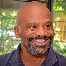 Amazon.com: SOFIA, A MENINA QUE SUMIA: 9786586396560: Gilberto Santos:  Libros