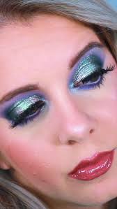 If anyone know me-they know I love a good anti Valentine’s Day palette!  @gourmandegirlscosmetics created a beautiful anti Valentine’s Day themed  palette with the brand new Bleeding hearts palette! ...