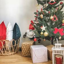Check spelling or type a new query. Christmas Decorations 2020 How To Create The Trendiest Fabulous Designs 25 Photos
