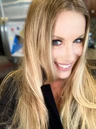 Deena Blake's Instagram, Twitter & Facebook